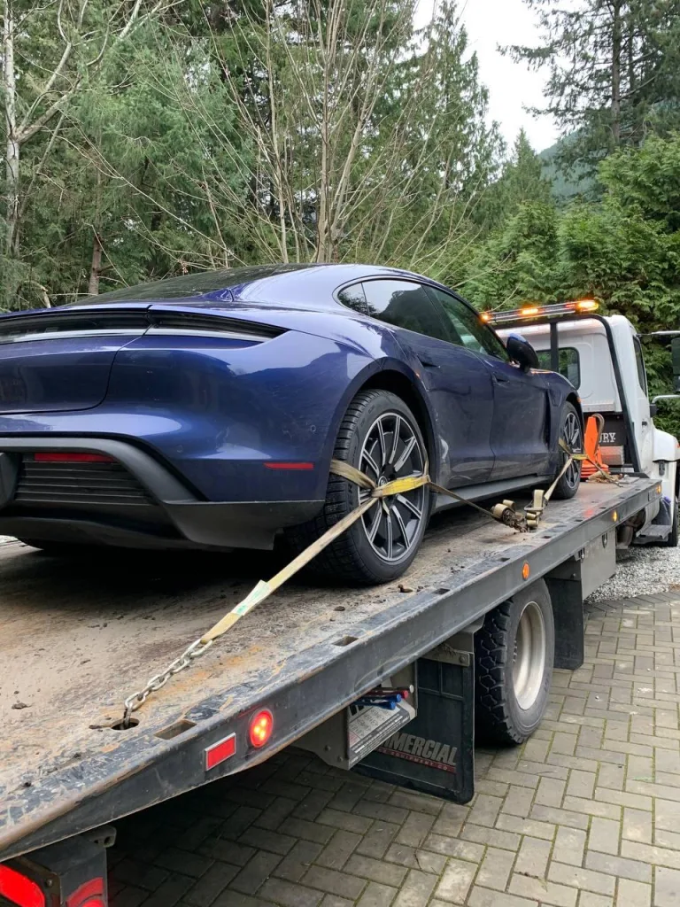 Tow Truck in North Vancouver